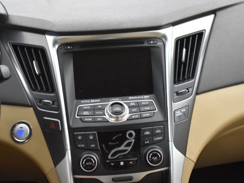Used 2014 Hyundai Sonata Limited image 19