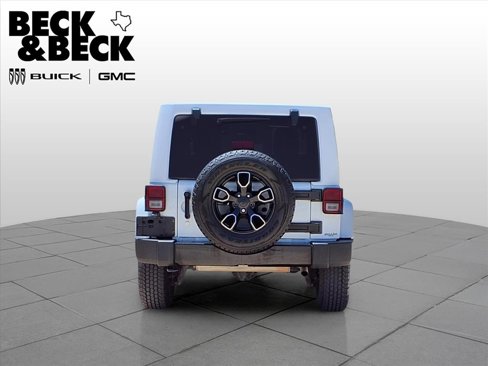 Used 2017 Jeep Wrangler Unlimited Sahara image 6