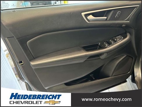 Used 2018 Ford Edge SEL w/ Equipment Group 201A image 16