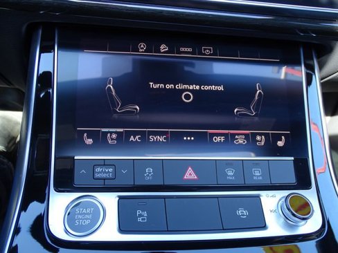 Used 2025 Audi Q7 3.0T Premium Plus image 21