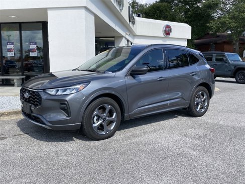 Used 2023 Ford Escape ST-Line image 5