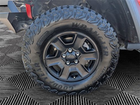 Certified 2021 Jeep Gladiator Mojave w/ LED Lighting Group image 9