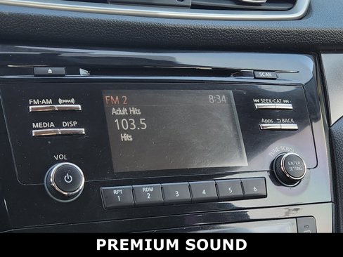Used 2015 Nissan Rogue SV image 8