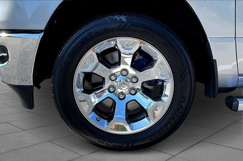Used 2019 RAM 1500 Big Horn image 10