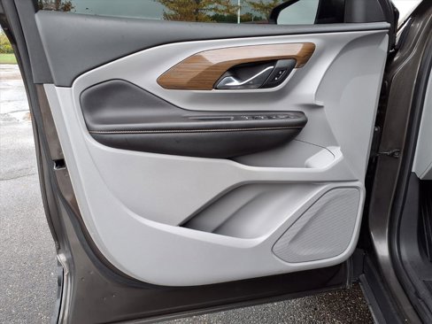 Used 2019 GMC Terrain SLE w/ Driver Convenience Package image 19