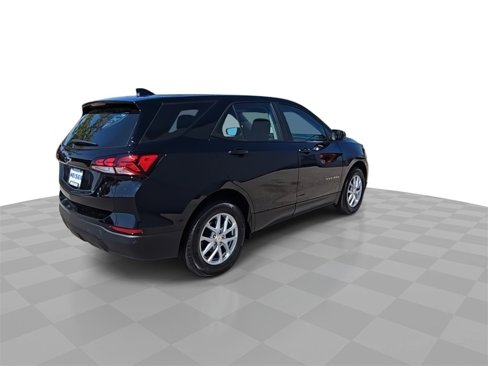 Certified 2024 Chevrolet Equinox LS w/ Driver Confidence II Package image 8