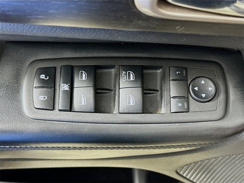 Used 2015 Jeep Grand Cherokee Laredo w/ Quick Order Package 23E image 17