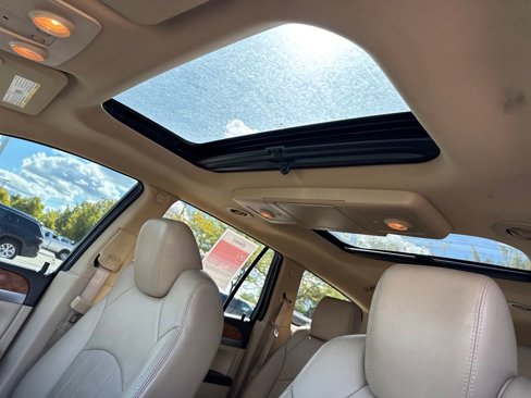 Used 2012 Buick Enclave Premium w/ Trailering Provision Package image 28