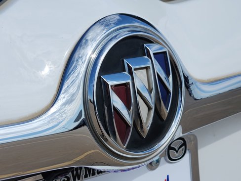 Used 2020 Buick Envision Essence image 11