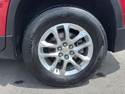 Used 2020 Chevrolet Traverse LT w/ Driver Confidence II Package image 10