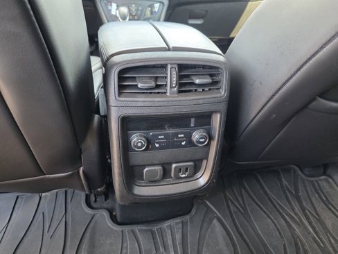 Used 2019 Buick Envision Essence image 17