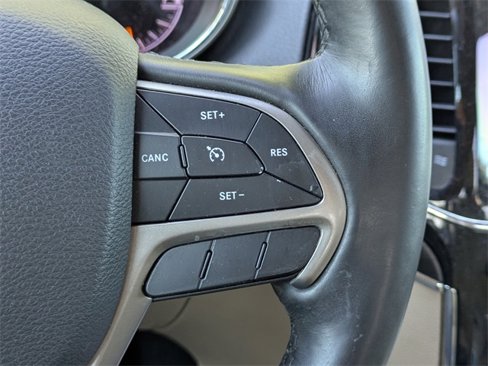 Used 2019 Jeep Grand Cherokee Limited image 29