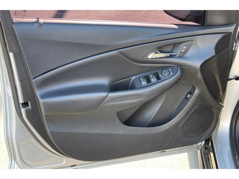 Used 2018 Chevrolet Volt LT image 11