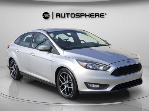 Used 2017 Ford Focus SEL image 11
