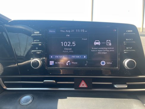 Used 2022 Hyundai Elantra SEL w/ Convenience Package image 39