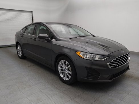 Used 2020 Ford Fusion SE image 13