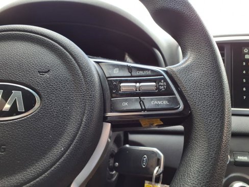 Used 2021 Kia Sportage LX image 16