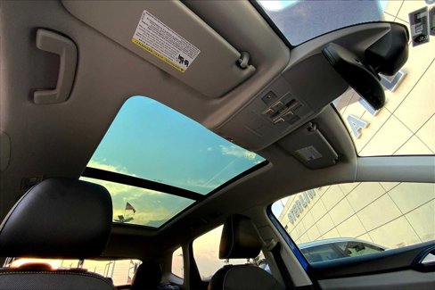 Used 2022 Volkswagen Taos SE image 13