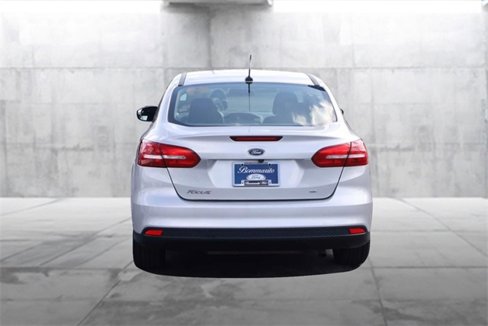 Used 2017 Ford Focus SE image 6