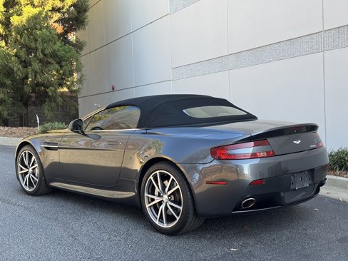 Used 2013 Aston Martin V8 Vantage Roadster image 18