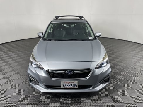 Used 2017 Subaru Impreza 2.0i Limited image 9
