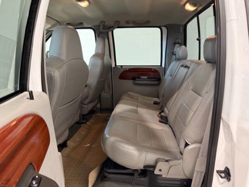 Used 2005 Ford F350 XLT image 16