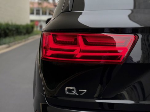 Used 2019 Audi Q7 3.0T Prestige w/ Prestige Package image 10