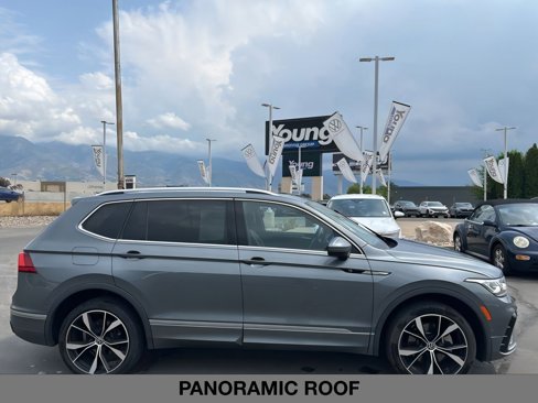 Used 2022 Volkswagen Tiguan SEL R-Line image 3