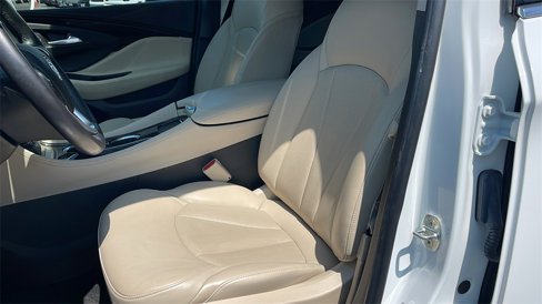 Used 2020 Buick Envision Premium image 10
