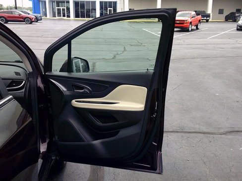 Used 2018 Buick Encore Preferred image 24