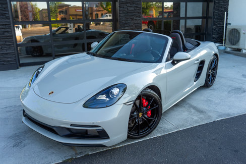 Used 2018 Porsche 718 Boxster GTS image 3