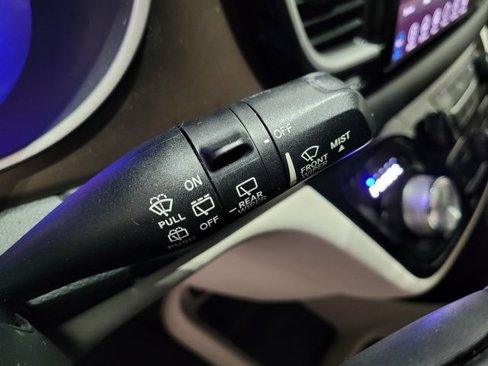 Used 2018 Chrysler Pacifica Touring-L w/ Premium Audio Group image 41