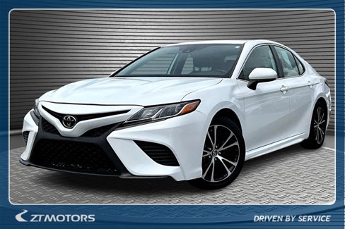 Used 2020 Toyota Camry SE image 1