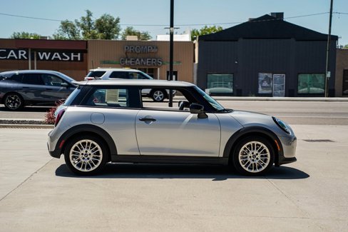 Certified 2025 MINI Cooper S image 4