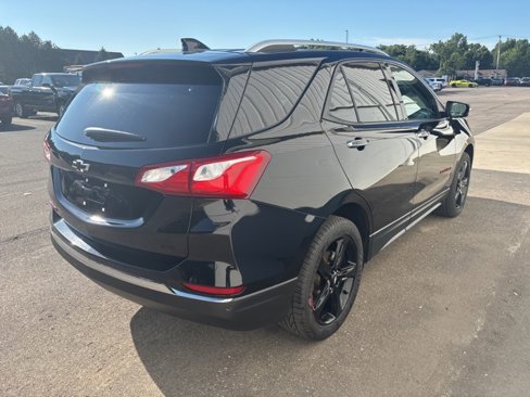 Used 2021 Chevrolet Equinox Premier w/ Redline Edition image 4