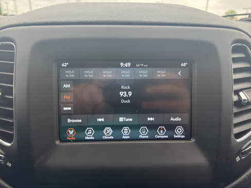 Used 2019 Jeep Compass Latitude image 20