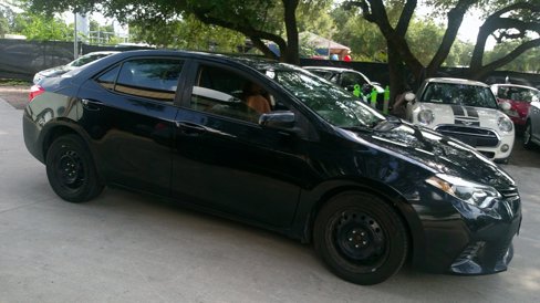 Used 2015 Toyota Corolla LE image 4