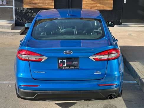 Used 2020 Ford Fusion SE image 12