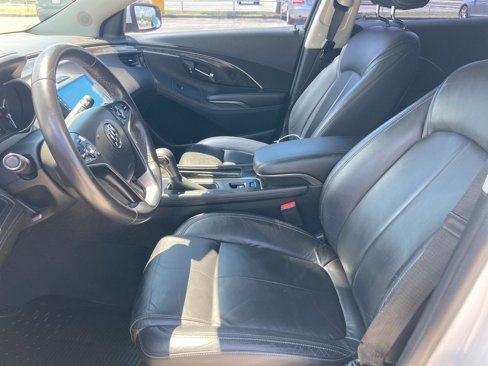 Used 2016 Buick LaCrosse Leather image 4