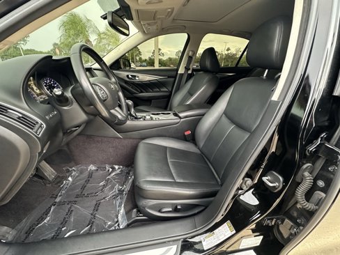Used 2017 INFINITI Q50 Signature Edition w/ All Weather Package (L93) image 25