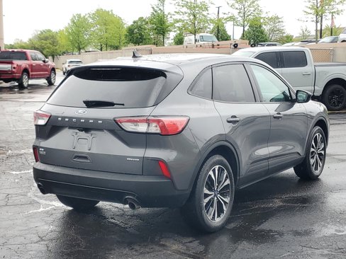 Used 2021 Ford Escape SE w/ SE Sport Appearance Package image 6