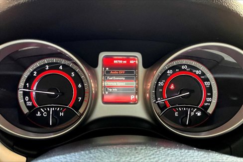 Used 2017 Dodge Journey SE image 25
