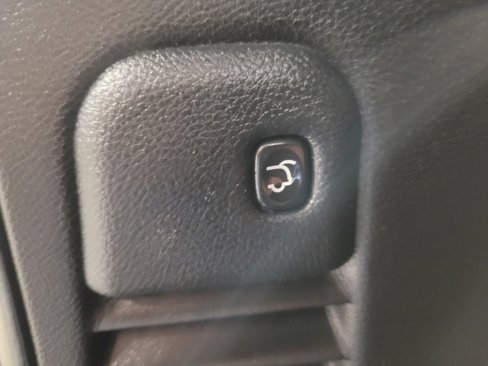 Used 2015 Jeep Grand Cherokee Summit image 29
