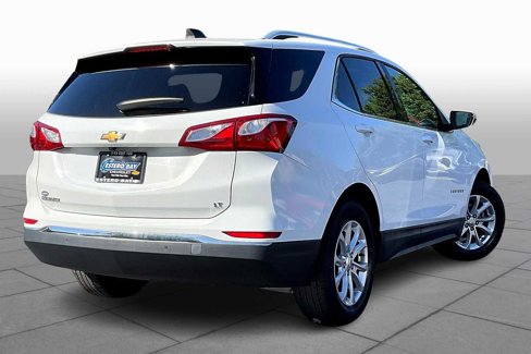 Used 2018 Chevrolet Equinox LT w/ Sun & Infotainment Package image 12