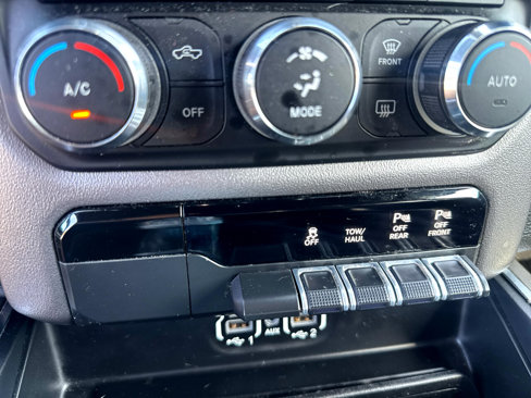 Used 2020 RAM 1500 Laramie w/ Sport Appearance Package image 21