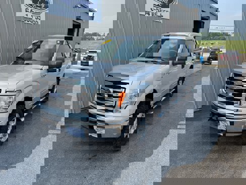Used 2013 Ford F150 XLT image 2