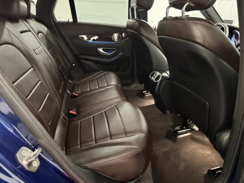 Used 2017 Mercedes-Benz GLC 300 4MATIC image 21
