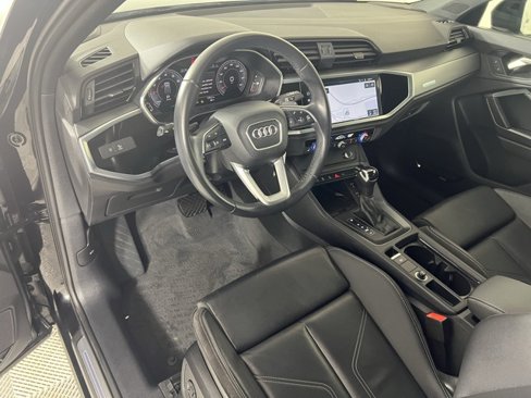Certified 2022 Audi Q3 2.0T Premium Plus w/ Premium Plus Package image 10