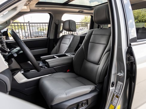 Used 2023 Toyota Tundra Limited image 24