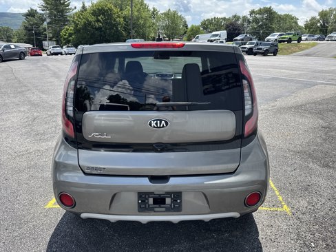 Used 2019 Kia Soul + image 4